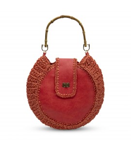 Beach shoulder bag.