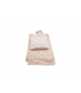Conjunto de gorro y bufanda...